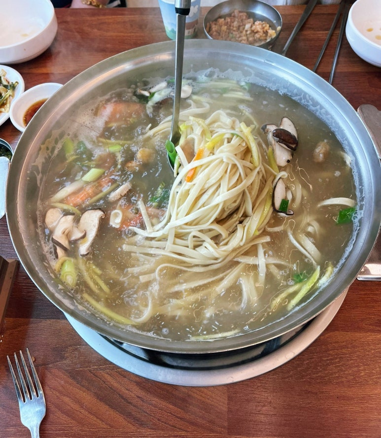 홍두께칼국수보리밥 이미지