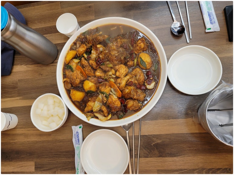 꼬끼요찜닭 이미지
