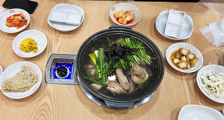 참능이백숙 이미지