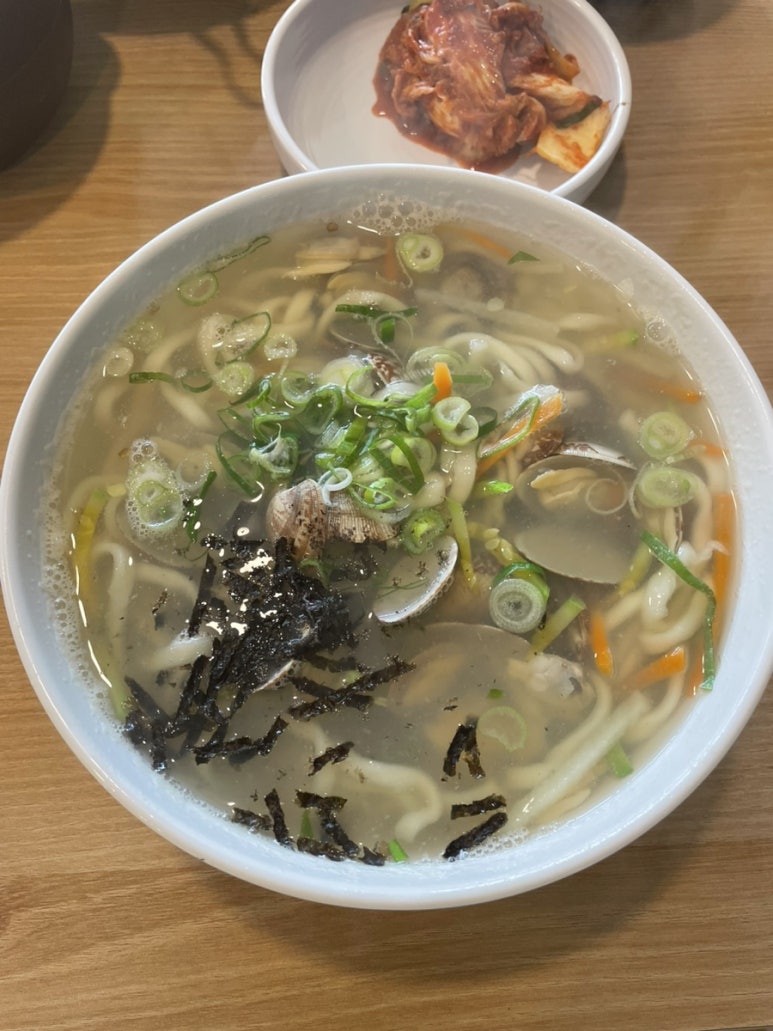마시쭈칼국수 이미지