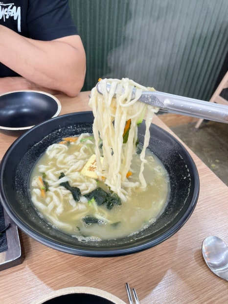 전복배말칼국수 이미지