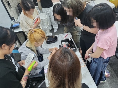 그레이스네일 이미지