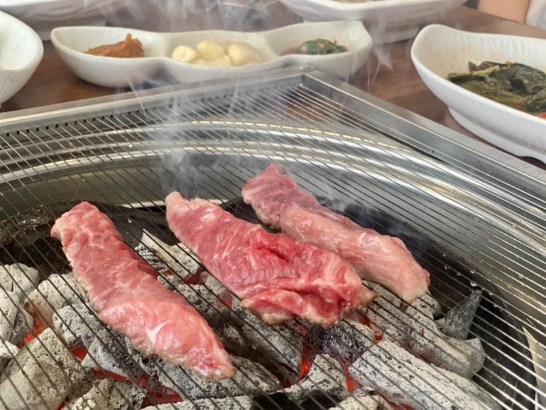 싹~다 한우 이미지