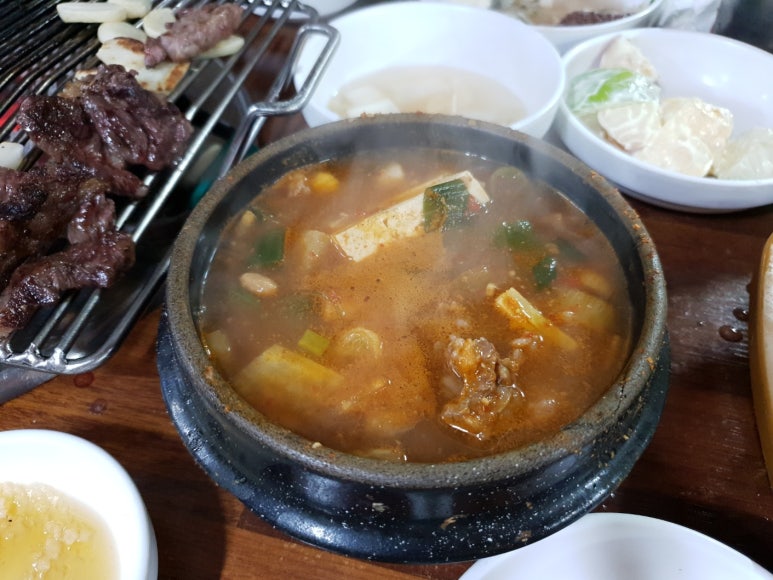 마고노더니스 이미지