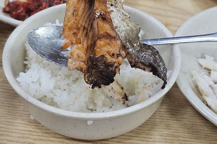 참숯생선구이 이미지