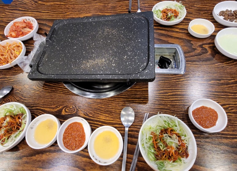 고담 꽃대패 이미지