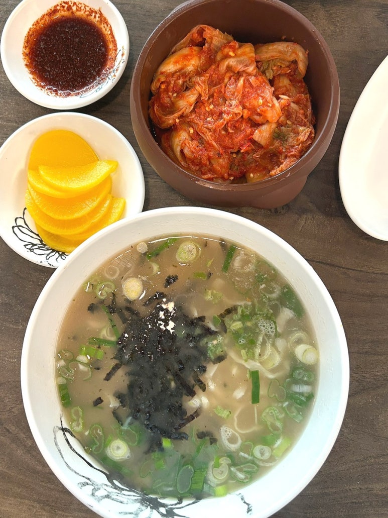 이모네칼국수 이미지