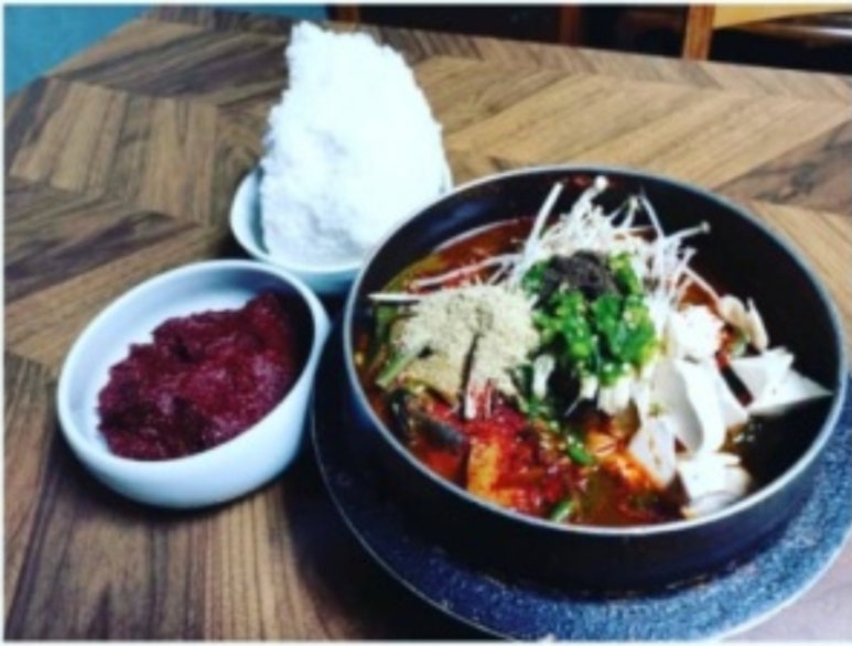 내고향메기매운탕 이미지