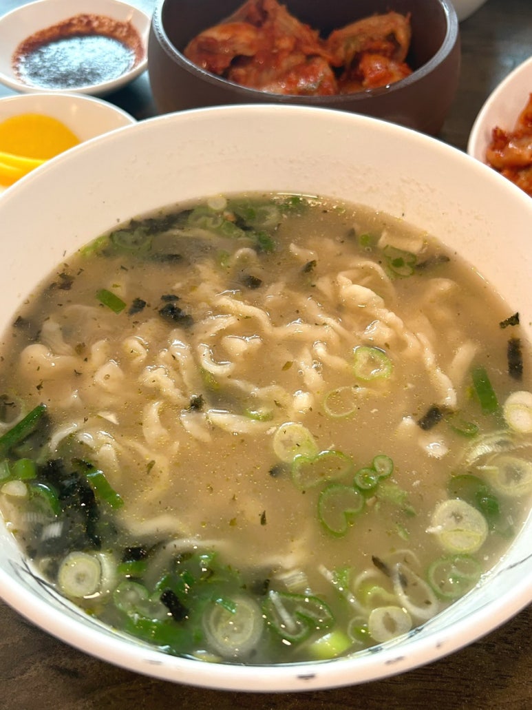 우리동네칼국수 이미지