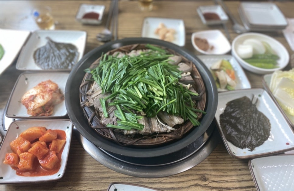 홍길동 흑염소 이미지