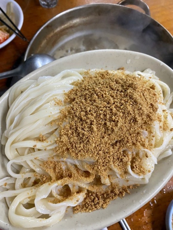 엄마손칼국수 이미지