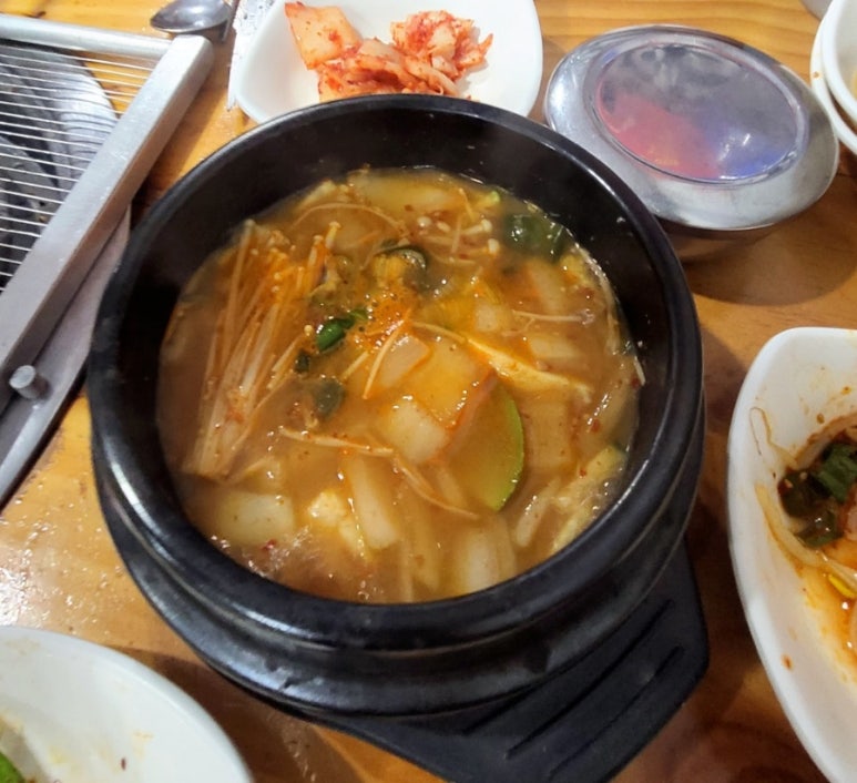 왕통큰숯불구이 이미지