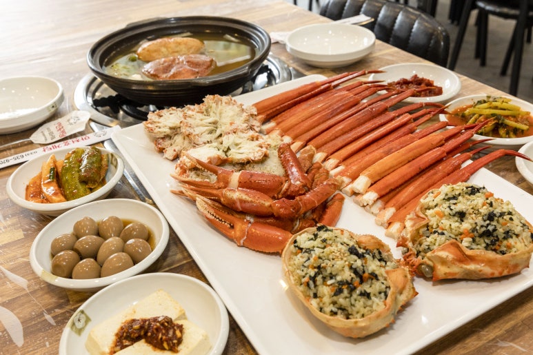 만천홍게탕 이미지