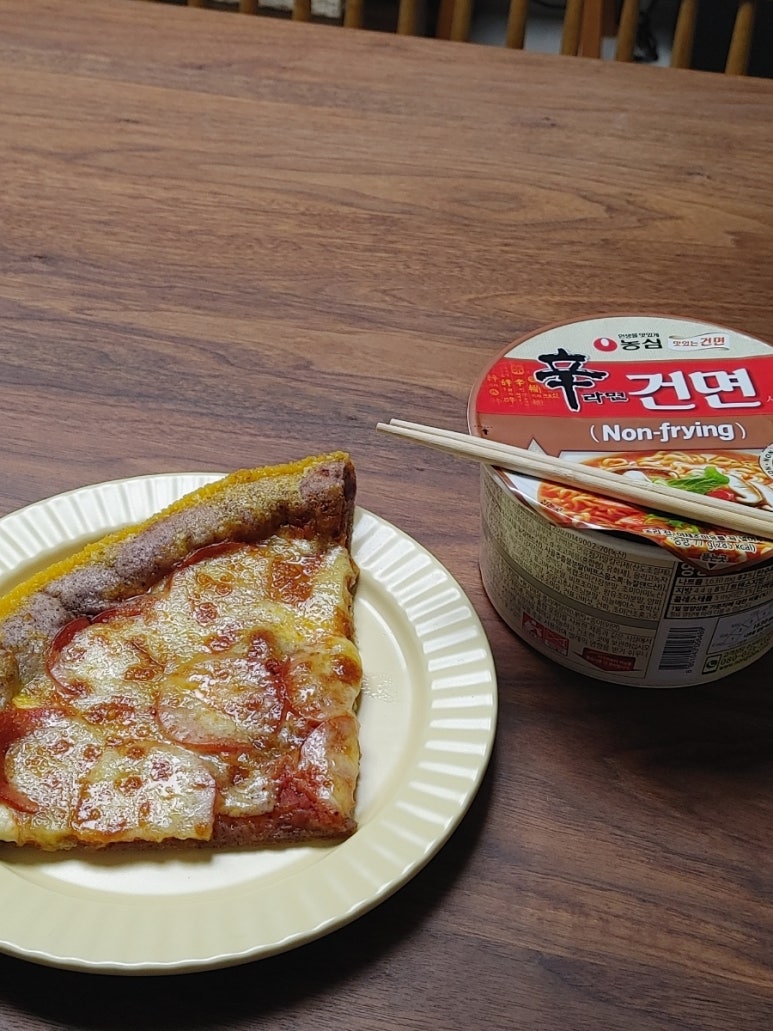 졔띠살롱 이미지