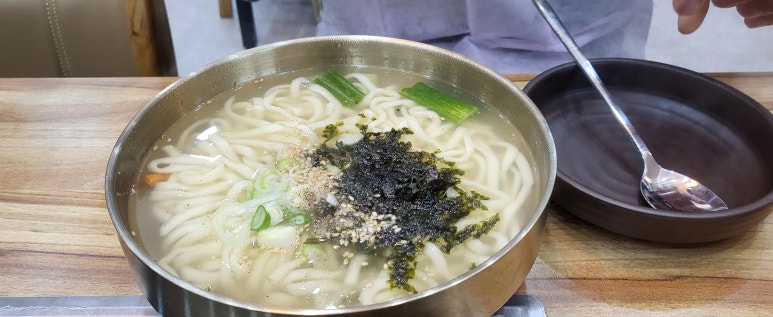 백일칼국수 이미지