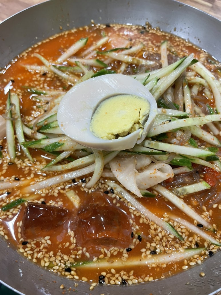 윤쓰메밀 이미지