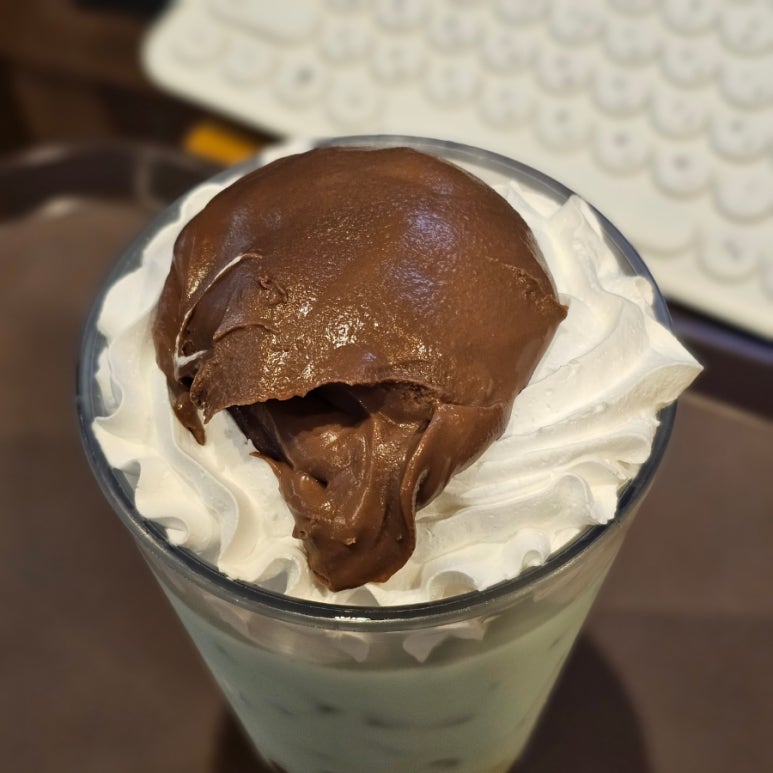컴포즈커피용인둔전점 이미지