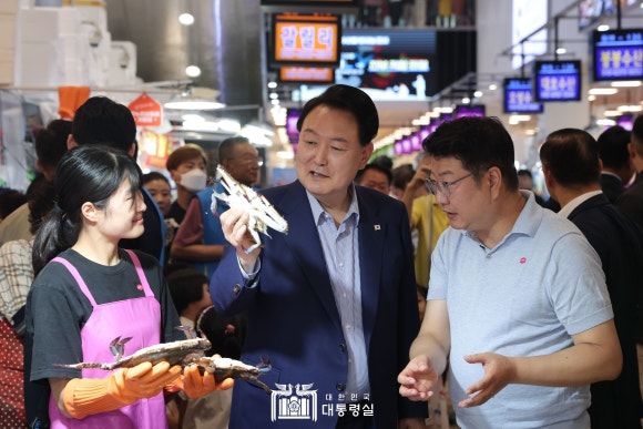 윤수산 이미지