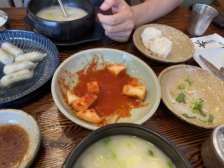 들꽃가마솥곰탕 이미지