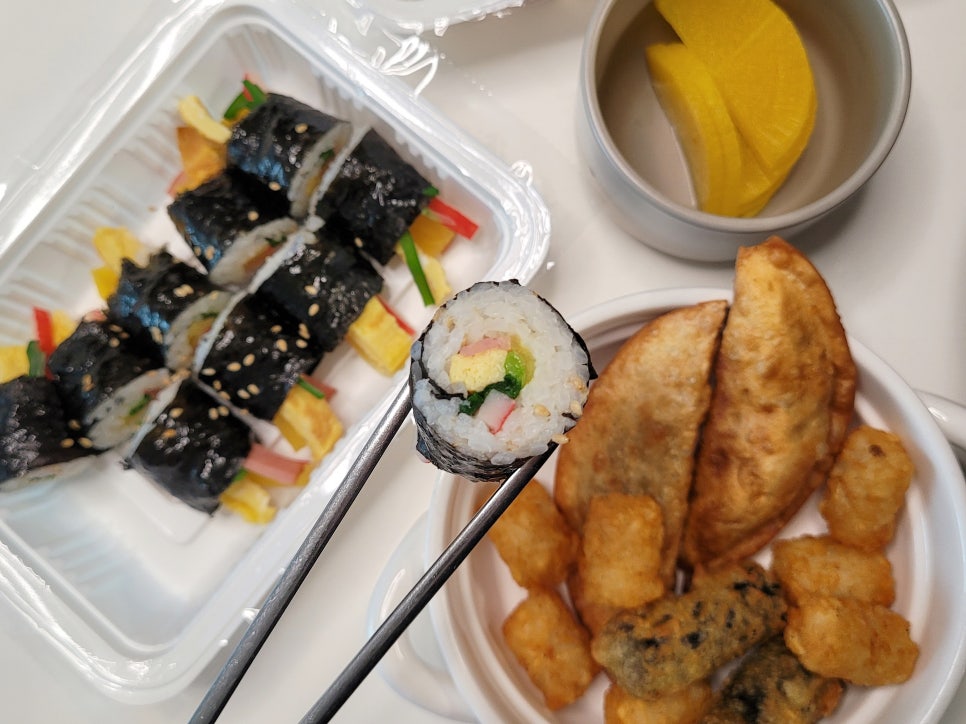 냠냠이꼬마김밥 이미지