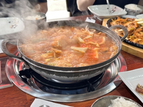 복돼지김치찌개 이미지