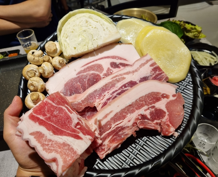박씨네흑돼지 이미지