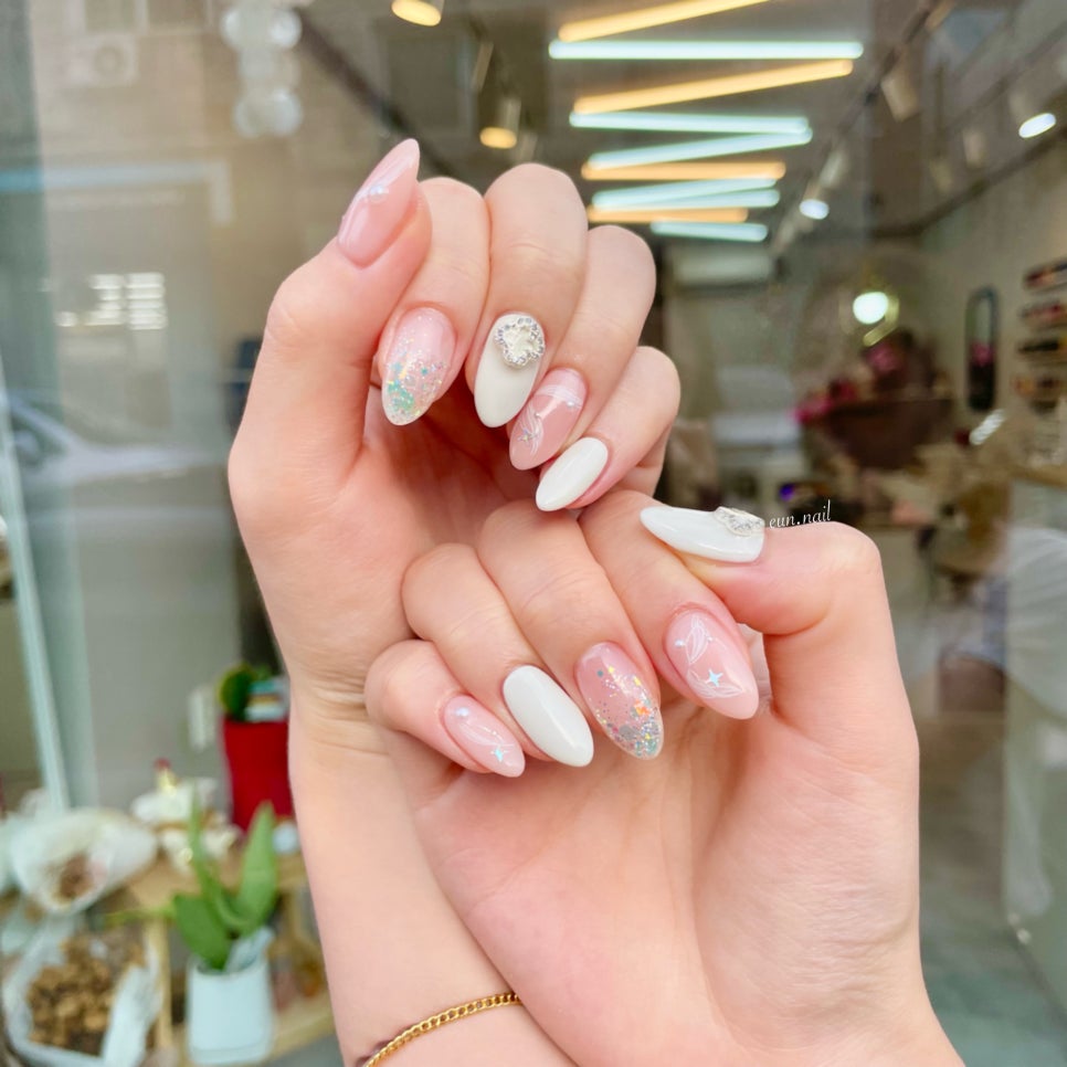 nail eun(네일 은) 이미지