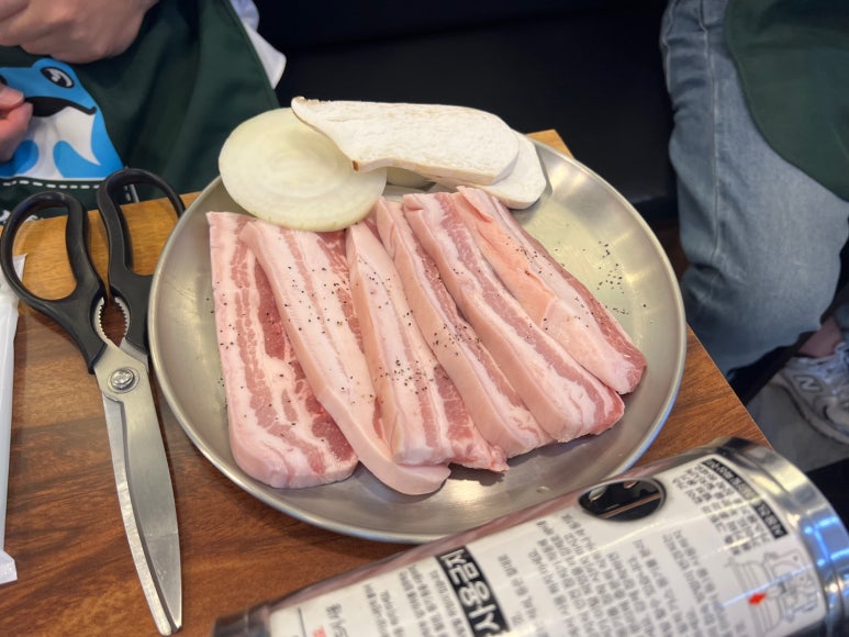 동숙이생고기콩김치찌개 이미지