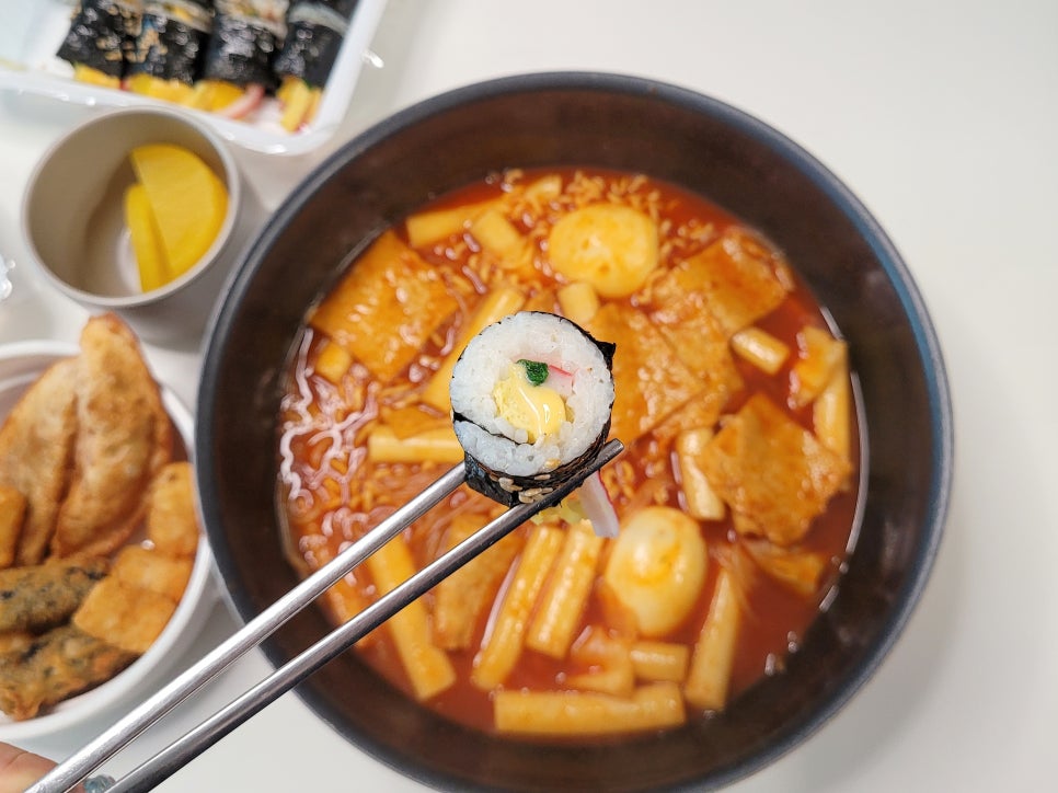 냠냠이꼬마김밥 이미지
