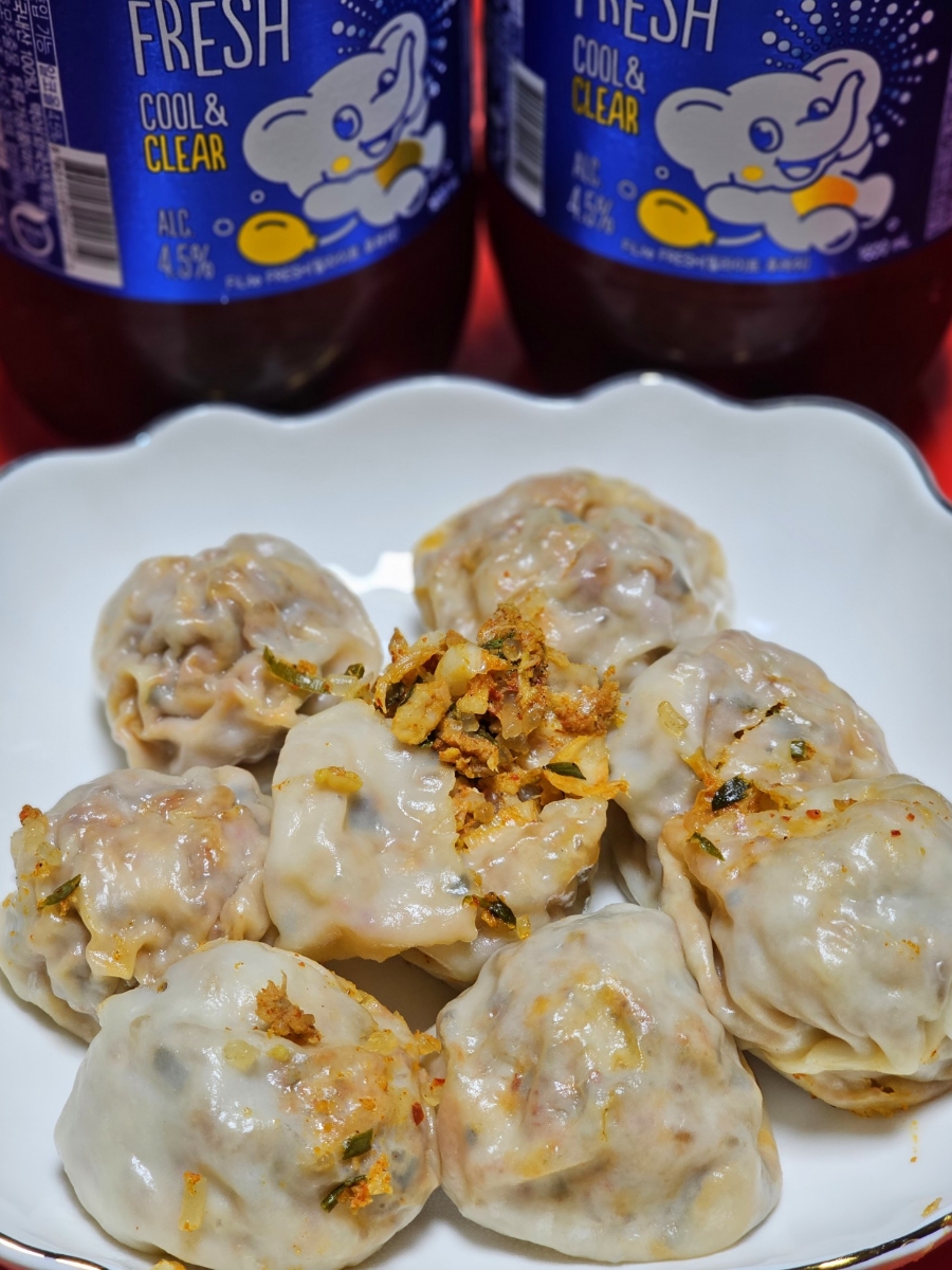거대한맛기똥찬손만두 이미지