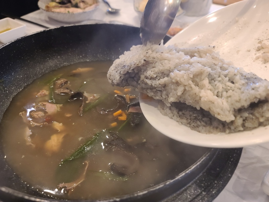 황제곰탕 이미지