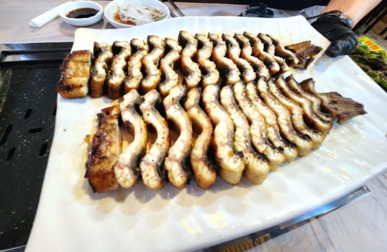 태화강풍천민물장어 이미지