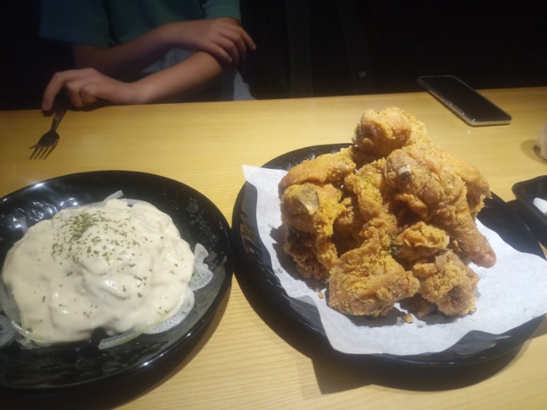충만치킨 청주대점 이미지