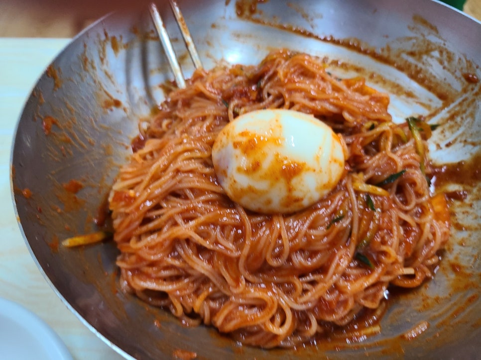 밀면전문 이미지