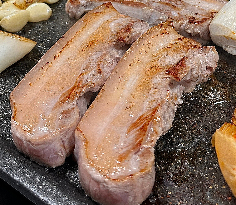 쇠주한잔소주방 이미지