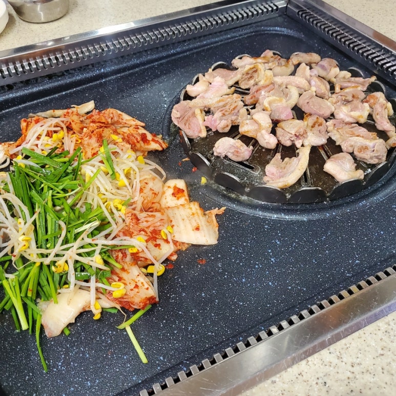 고기농장 이미지