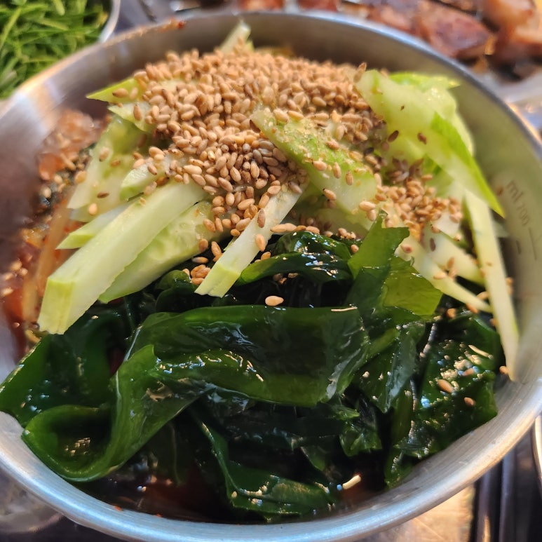 꽃돼지바람났네 이미지