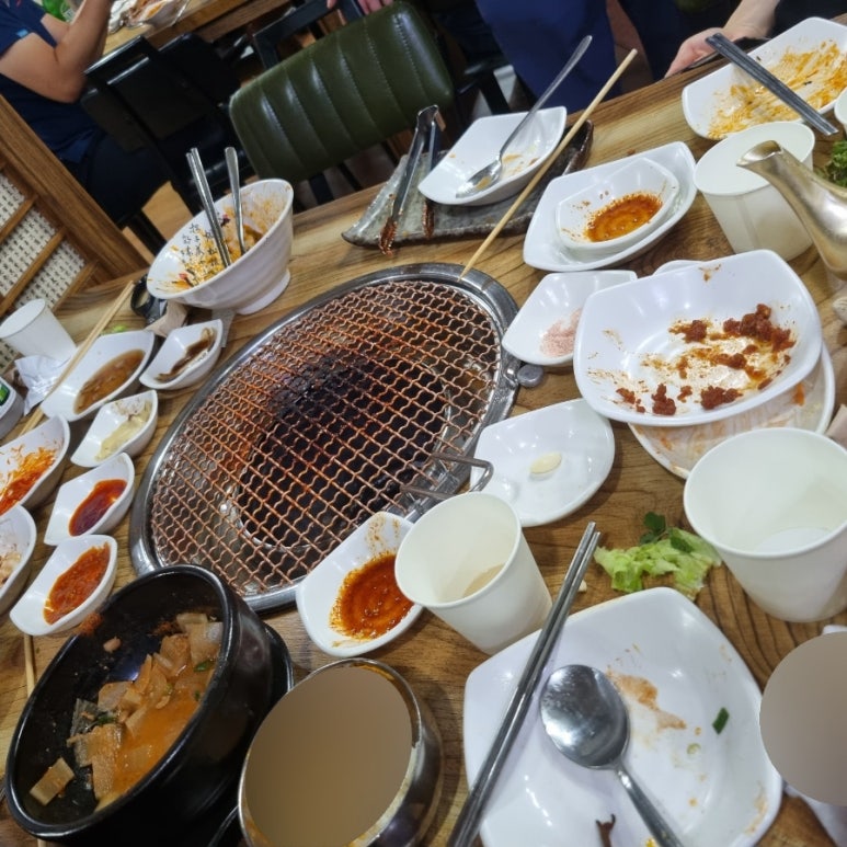 또리네홍삼닭숯불 이미지