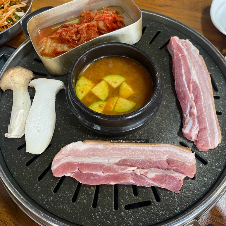 솔밭생고기 이미지