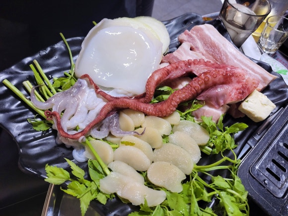 이신돈해물삼합 이미지
