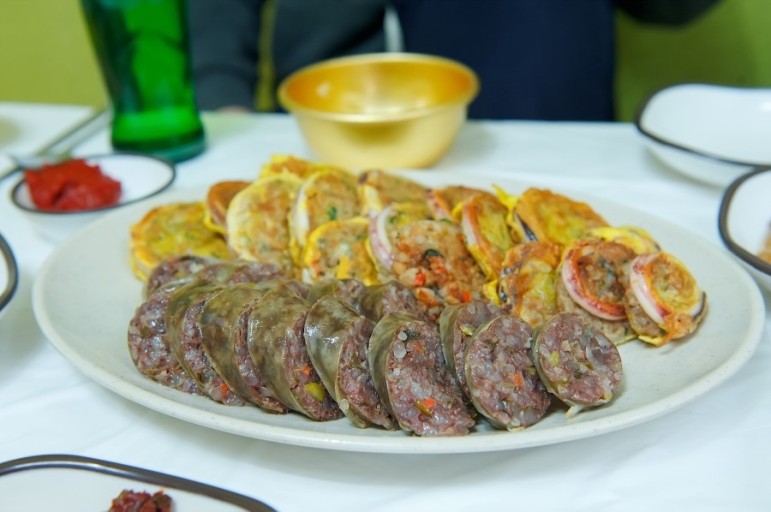 아바이순대 이미지