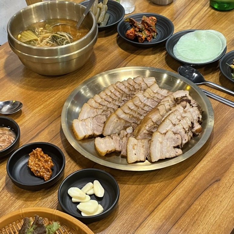 보담 보쌈족발 이미지