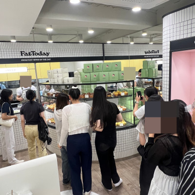 카페, 서서 이미지