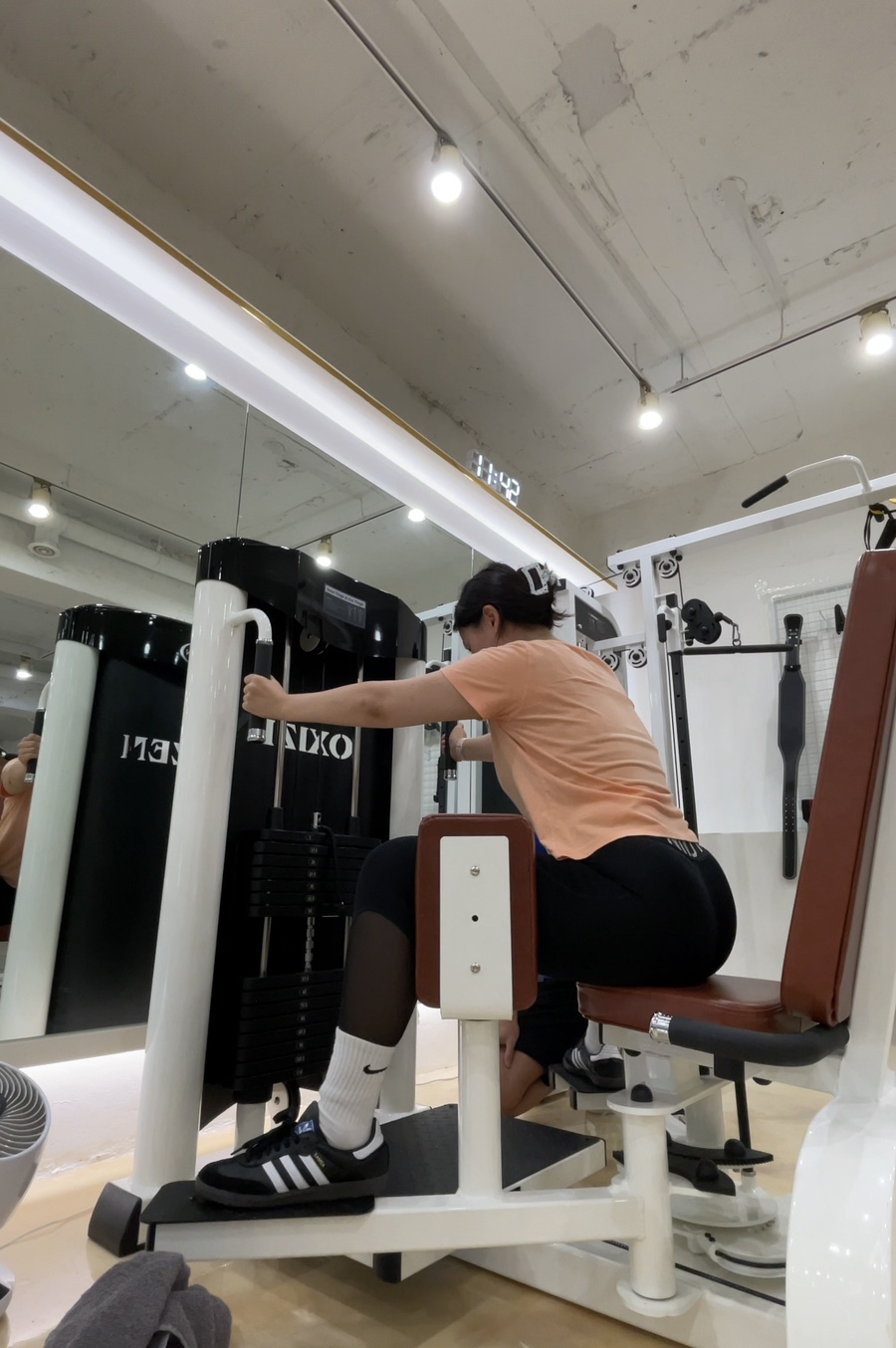이루짐 피티샵 이미지