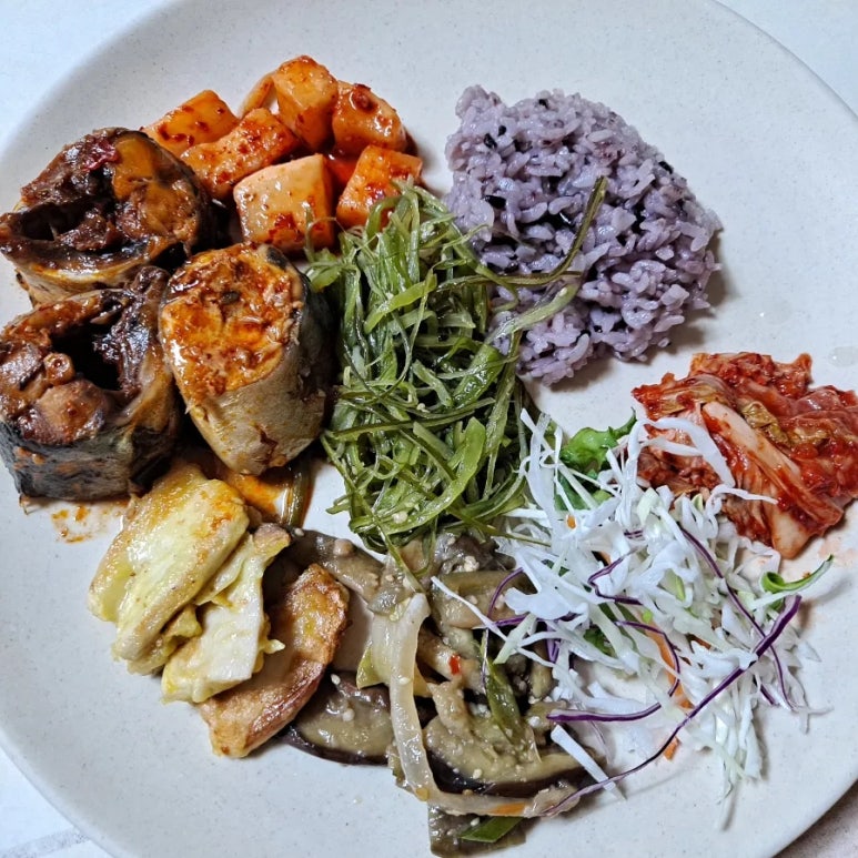 본가한식구내식당 이미지