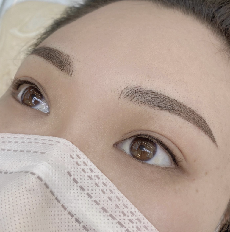 수지브로우 이미지