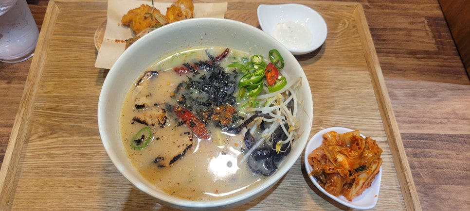 호랭이라멘 이미지