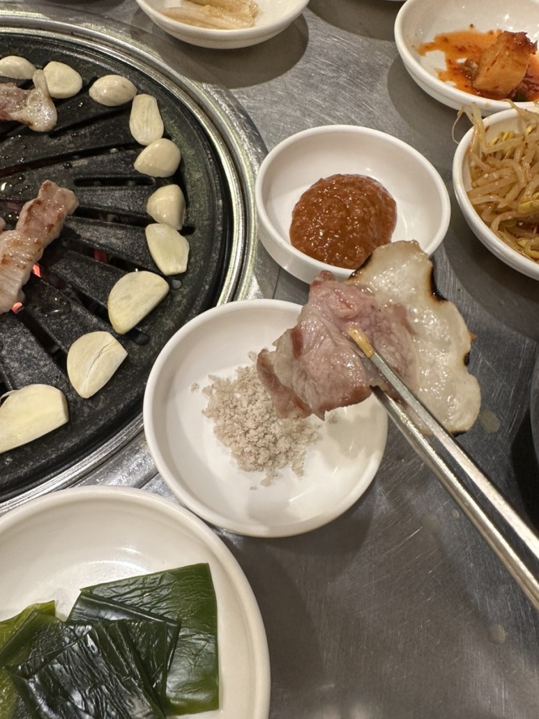 영농참숯뒷고기 이미지