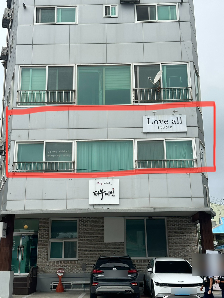 르봉스튜디오 이미지