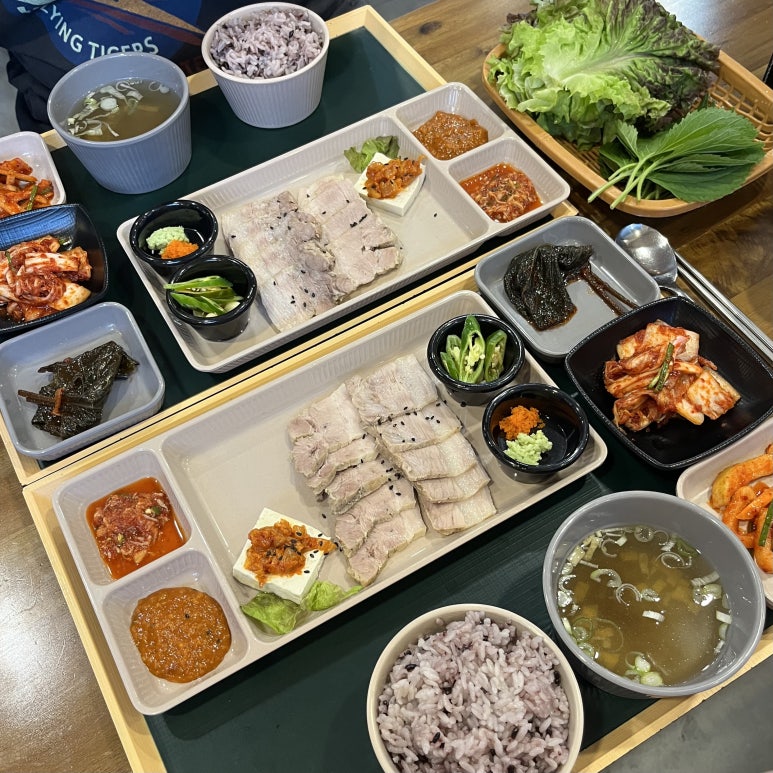 골목집향미보쌈 이미지